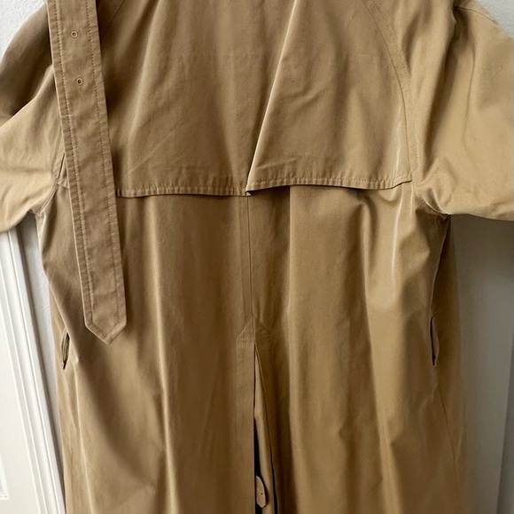 Men’s Burberry trench with removable insert. Size 54R. Good condition - Picture 2 of 7